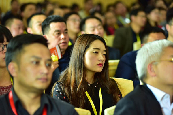 国产亚洲美日韩AV中文字幕无码成人