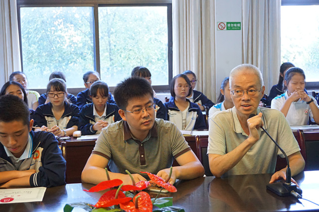 国产亚洲美日韩AV中文字幕无码成人