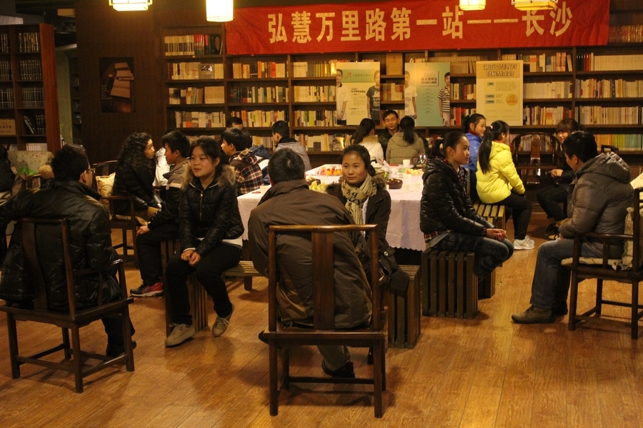 国产亚洲美日韩AV中文字幕无码成人