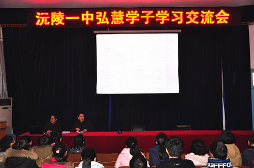 国产亚洲美日韩AV中文字幕无码成人