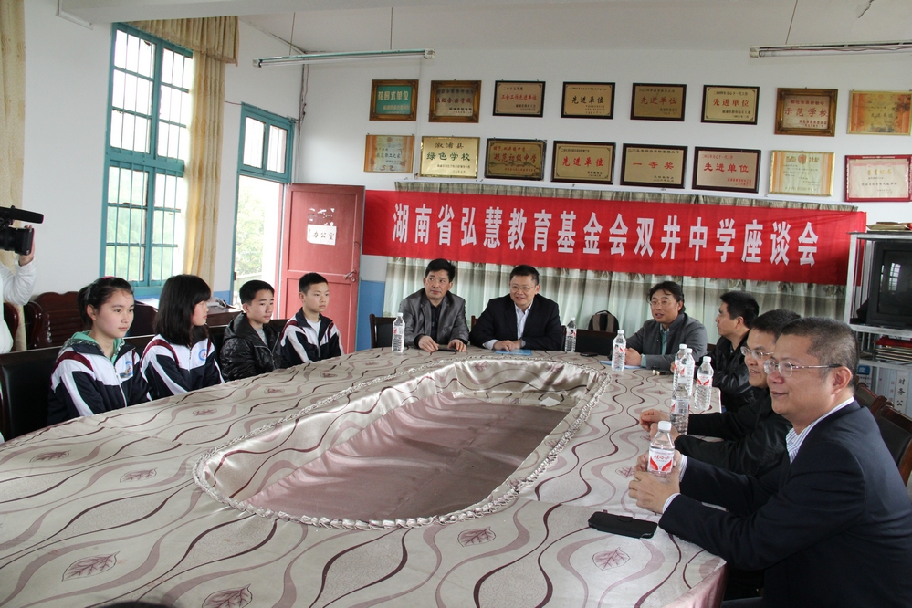 国产亚洲美日韩AV中文字幕无码成人