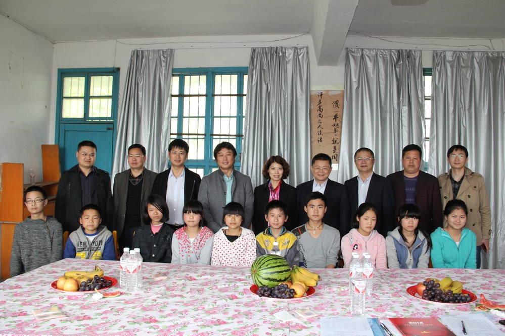 国产亚洲美日韩AV中文字幕无码成人