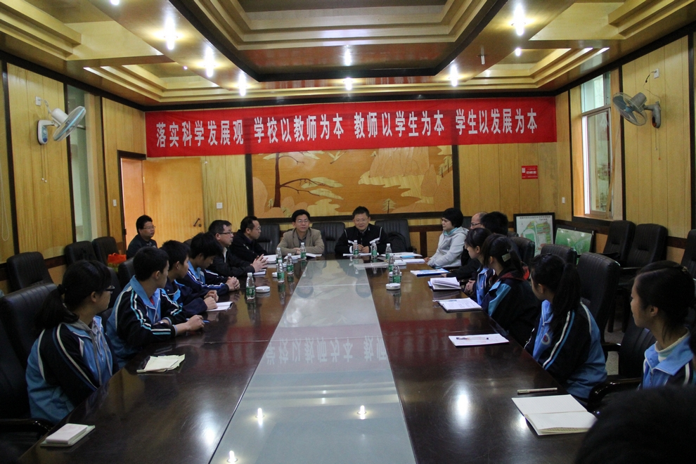 国产亚洲美日韩AV中文字幕无码成人