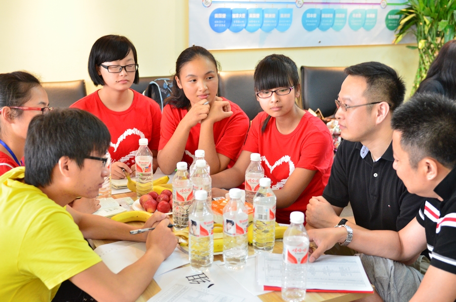 国产亚洲美日韩AV中文字幕无码成人