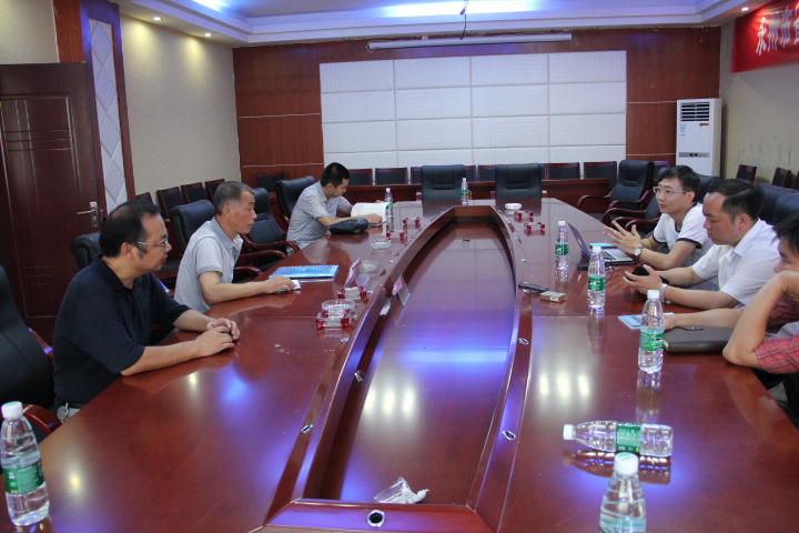 国产亚洲美日韩AV中文字幕无码成人