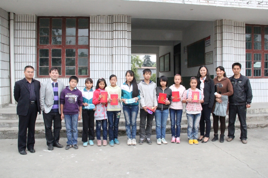 国产亚洲美日韩AV中文字幕无码成人