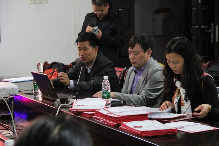 国产亚洲美日韩AV中文字幕无码成人