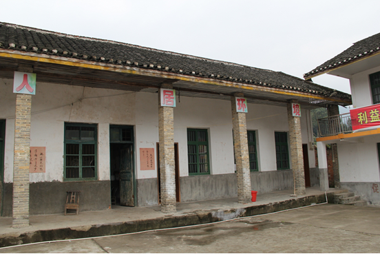 国产亚洲美日韩AV中文字幕无码成人