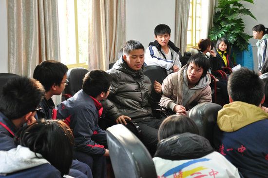 国产亚洲美日韩AV中文字幕无码成人