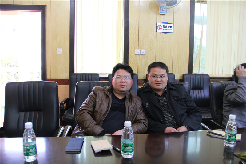 国产亚洲美日韩AV中文字幕无码成人