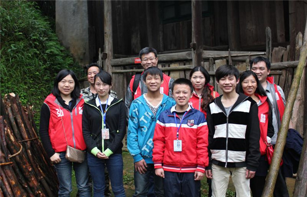 国产亚洲美日韩AV中文字幕无码成人