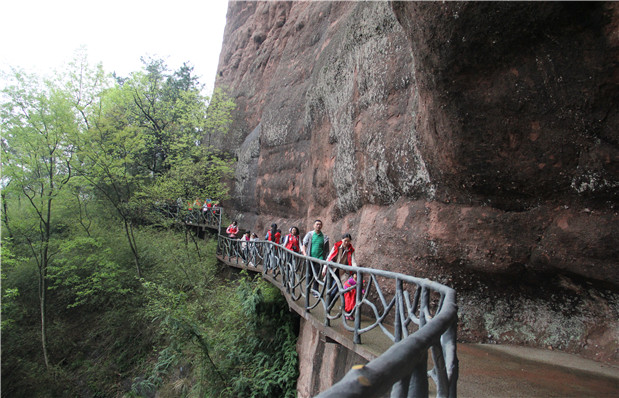 国产亚洲美日韩AV中文字幕无码成人