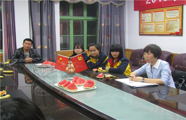 国产亚洲美日韩AV中文字幕无码成人