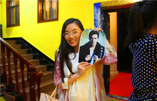 国产亚洲美日韩AV中文字幕无码成人