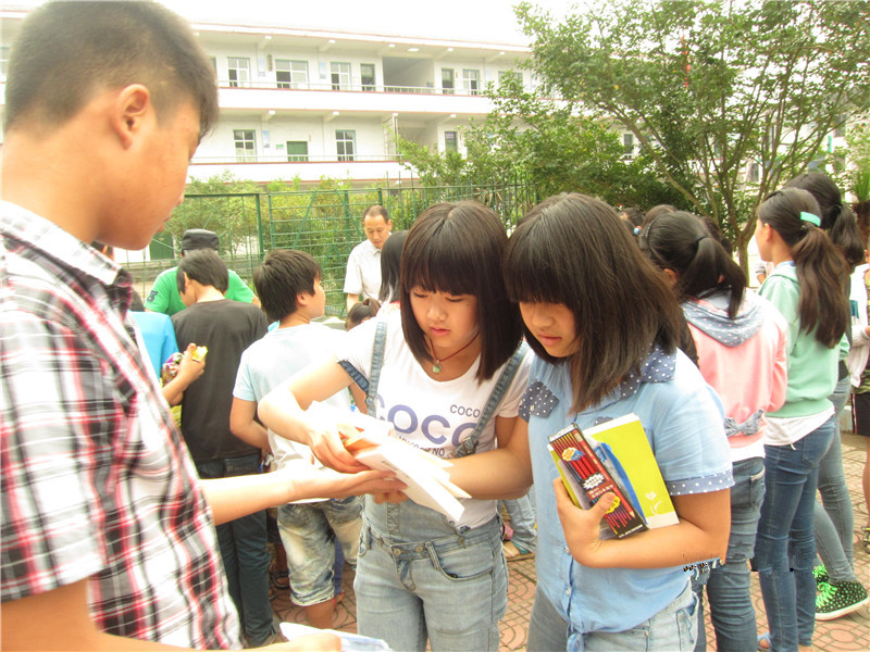 国产亚洲美日韩AV中文字幕无码成人