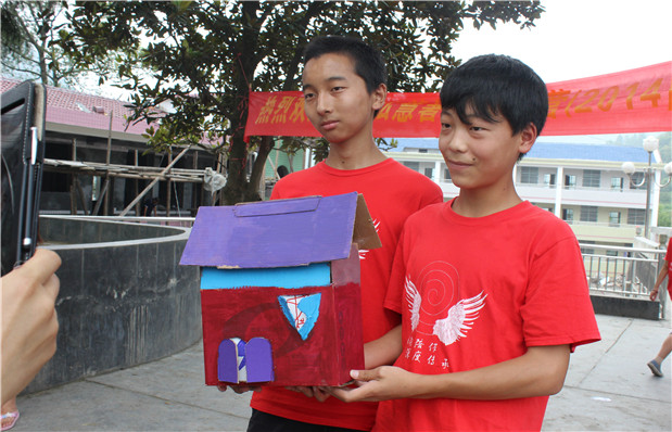 国产亚洲美日韩AV中文字幕无码成人