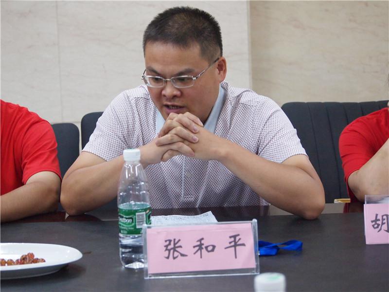 国产亚洲美日韩AV中文字幕无码成人