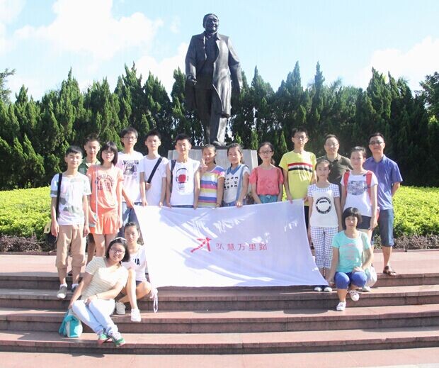 国产亚洲美日韩AV中文字幕无码成人