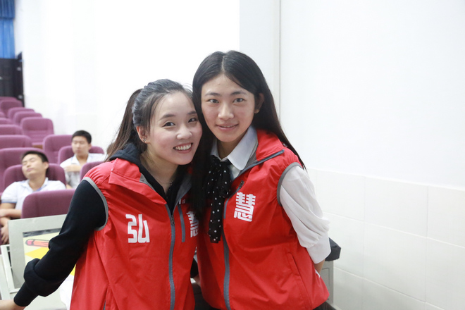 国产亚洲美日韩AV中文字幕无码成人