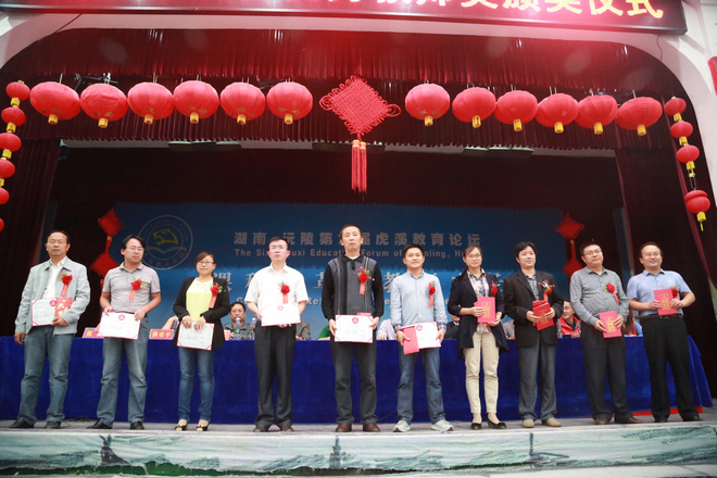 国产亚洲美日韩AV中文字幕无码成人