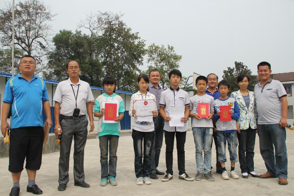 国产亚洲美日韩AV中文字幕无码成人