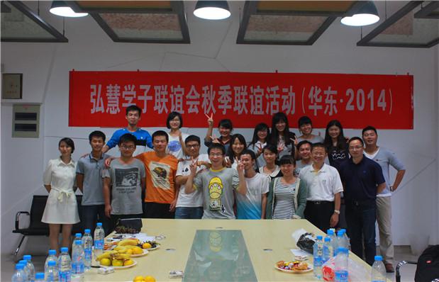 国产亚洲美日韩AV中文字幕无码成人