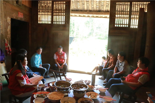 国产亚洲美日韩AV中文字幕无码成人