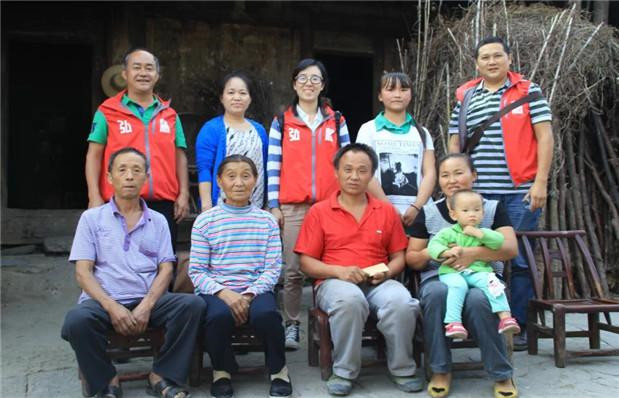 国产亚洲美日韩AV中文字幕无码成人