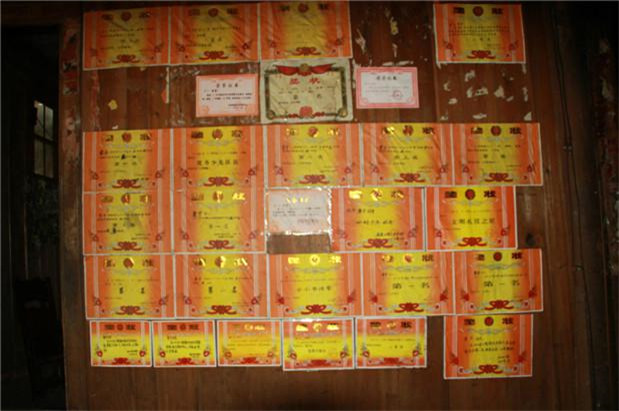 国产亚洲美日韩AV中文字幕无码成人