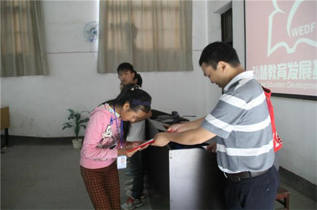 国产亚洲美日韩AV中文字幕无码成人