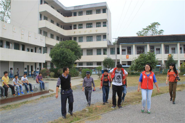 国产亚洲美日韩AV中文字幕无码成人