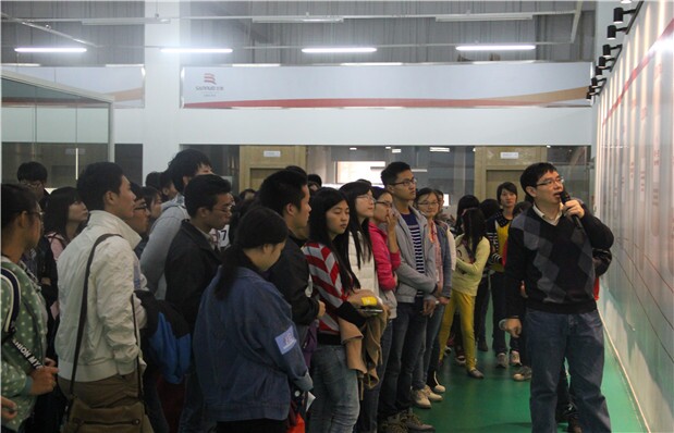 国产亚洲美日韩AV中文字幕无码成人