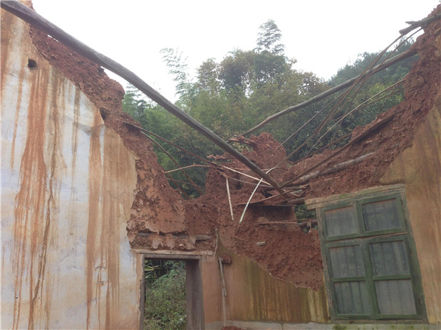 国产亚洲美日韩AV中文字幕无码成人