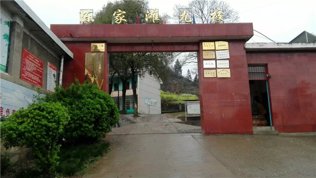 国产亚洲美日韩AV中文字幕无码成人