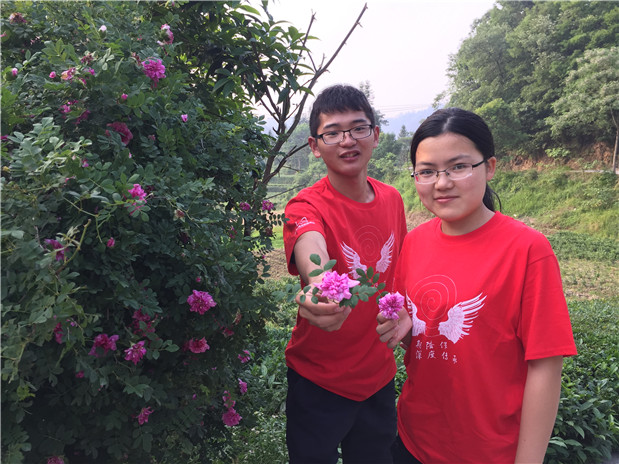 国产亚洲美日韩AV中文字幕无码成人