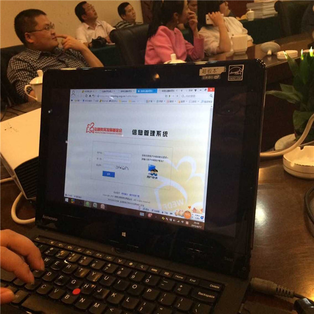 国产亚洲美日韩AV中文字幕无码成人