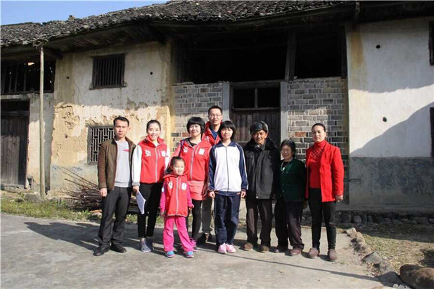 国产亚洲美日韩AV中文字幕无码成人