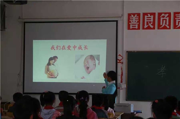 国产亚洲美日韩AV中文字幕无码成人