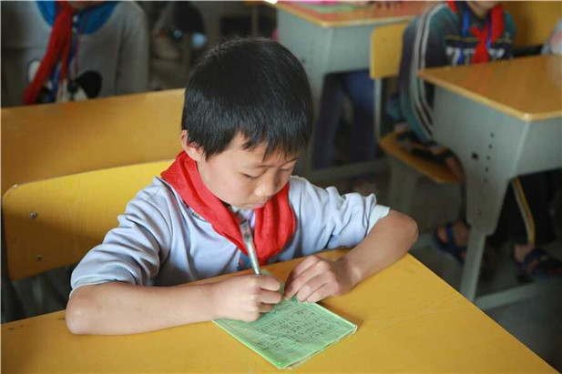 国产亚洲美日韩AV中文字幕无码成人