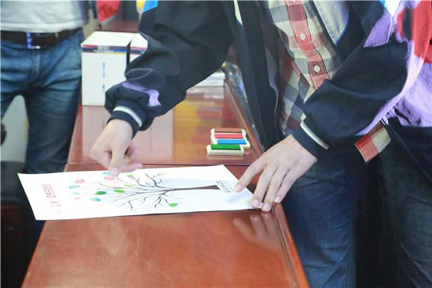 国产亚洲美日韩AV中文字幕无码成人