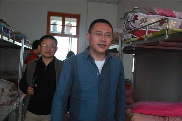 国产亚洲美日韩AV中文字幕无码成人