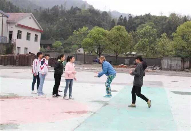 国产亚洲美日韩AV中文字幕无码成人