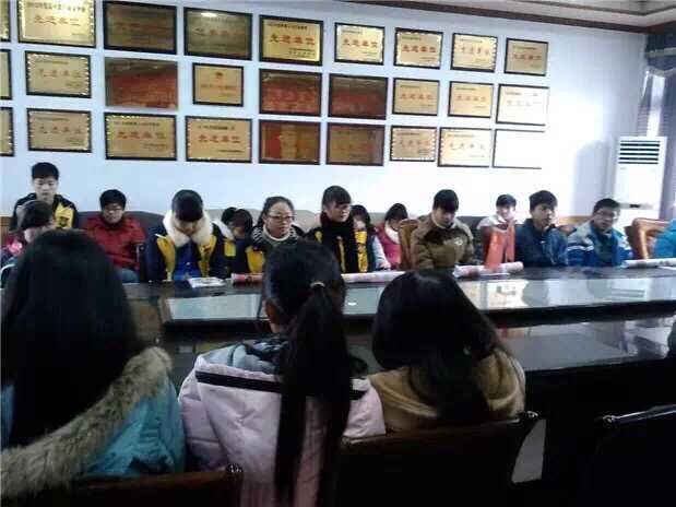 国产亚洲美日韩AV中文字幕无码成人