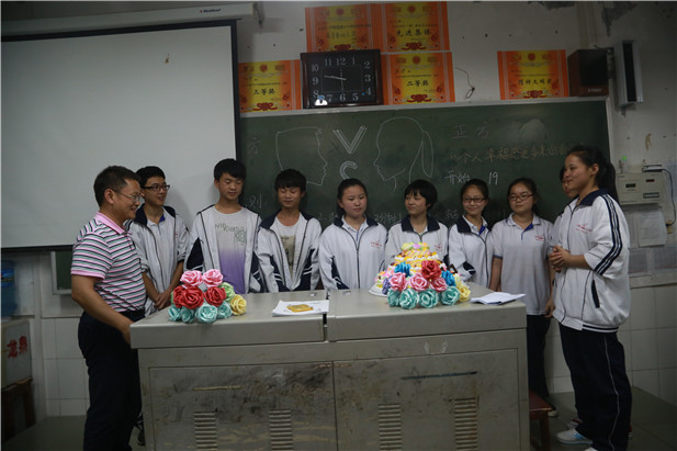 国产亚洲美日韩AV中文字幕无码成人