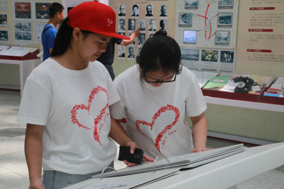 国产亚洲美日韩AV中文字幕无码成人