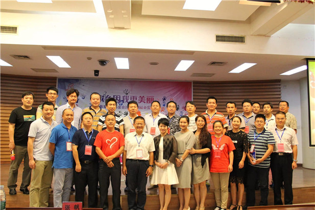 国产亚洲美日韩AV中文字幕无码成人