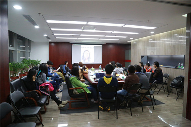 国产亚洲美日韩AV中文字幕无码成人