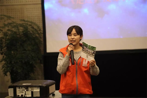 国产亚洲美日韩AV中文字幕无码成人