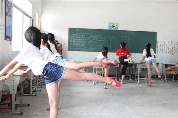 国产亚洲美日韩AV中文字幕无码成人