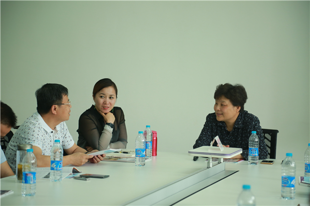 国产亚洲美日韩AV中文字幕无码成人